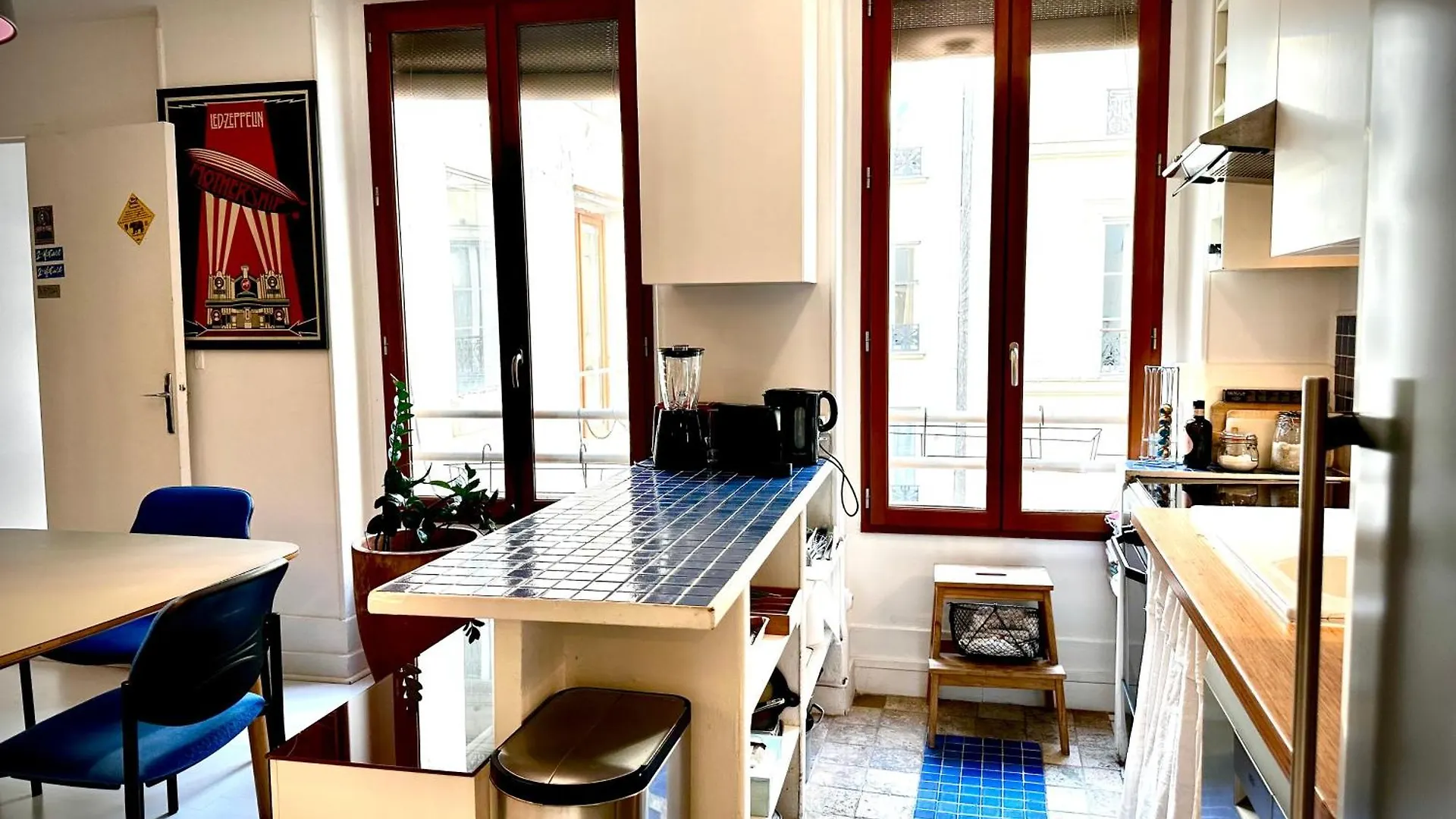 Delux2 Rooms Large Studio Marais Paris France